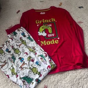Women’s Grinch PJ set